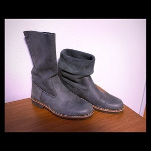 Roots brand Gray suede mid calf boots, size 71/2
